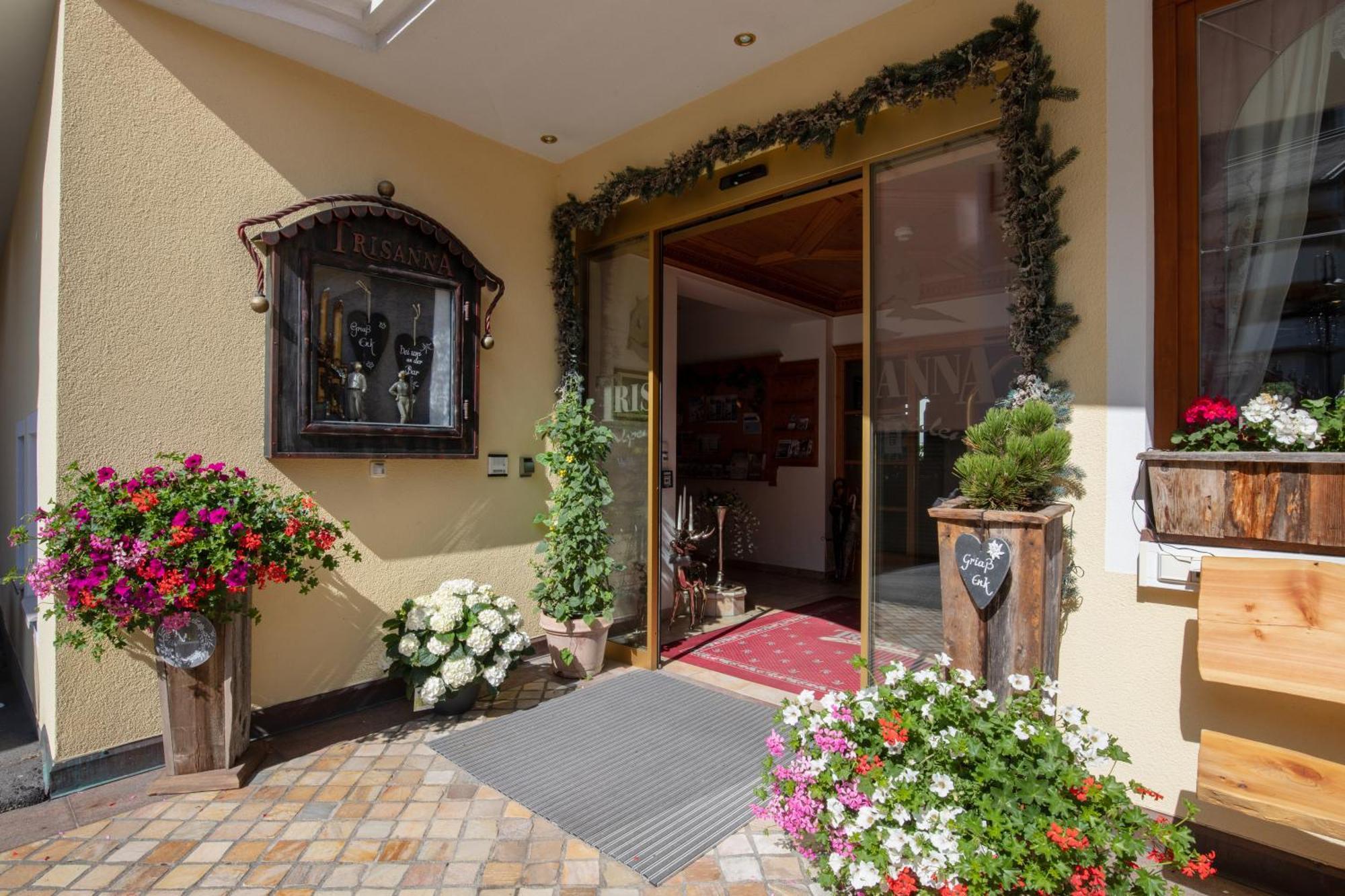مبيت وإفطار ايشجل Alpenresidenz Trisanna المظهر الخارجي الصورة